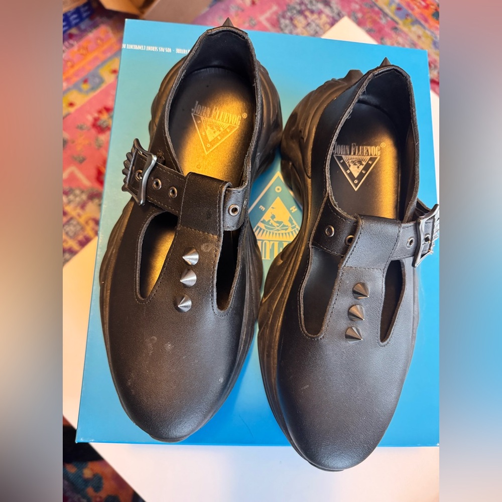 John FLUENOG SOUL SPEED SPARKY SPIKED T-STRAP size 9 punk rock black $ now firm - Picture 10 of 14